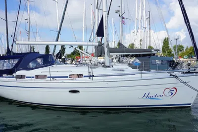 2007 Bavaria 37 Cruiser