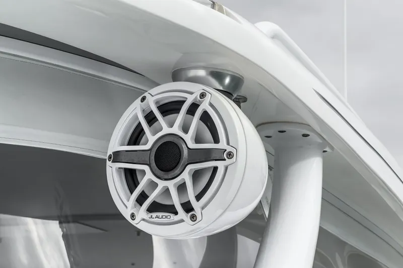 R&r 5 Yacht Photos Pics Close-up of JL Audio speaker on 2022 Intrepid 477 Evolution boat.
