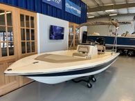 2023 Scout 177 Sport