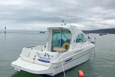 2007 Beneteau Antares 6
