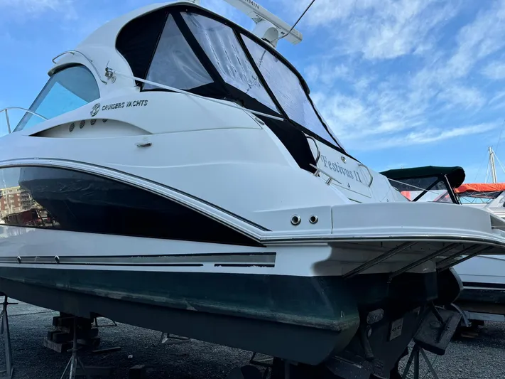 Festivus II Yacht Photos Pics 