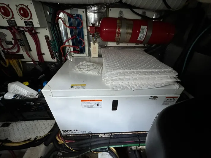 Festivus II Yacht Photos Pics 