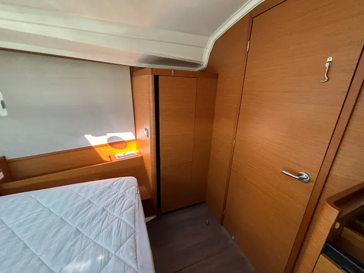 Slip Away Yacht Photos Pics 