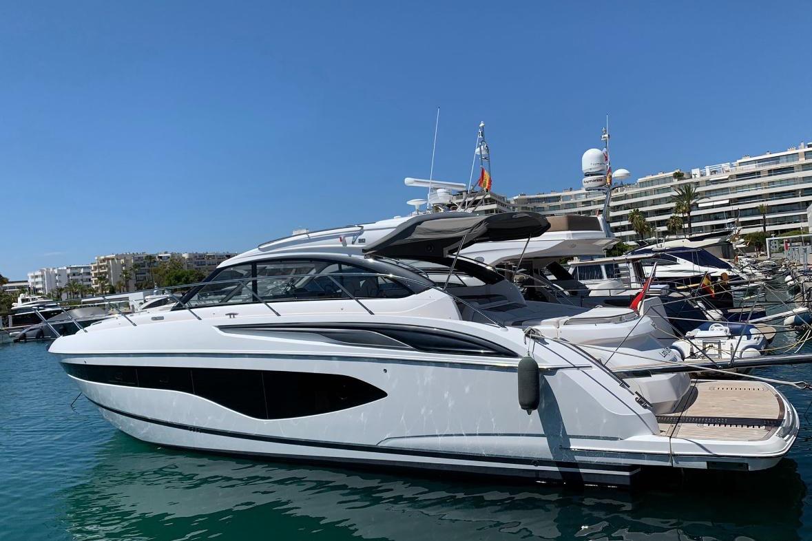 2018 Princess V50