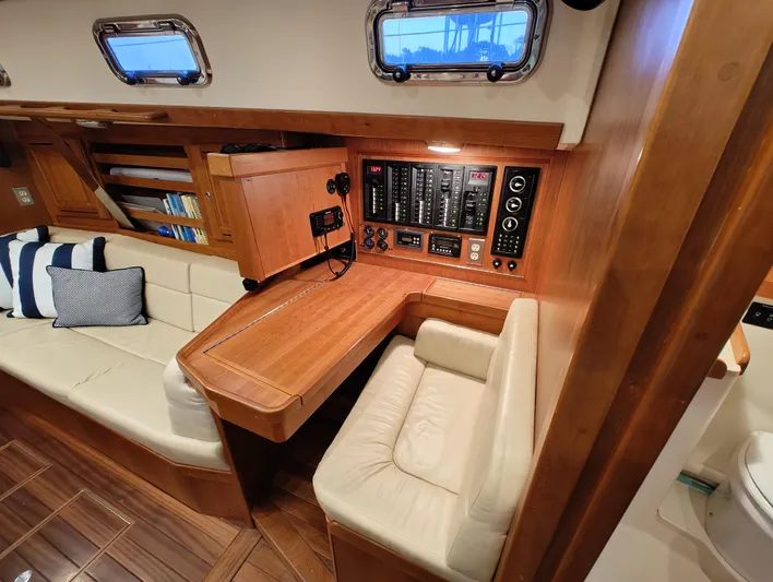 Bella Yacht Photos Pics 