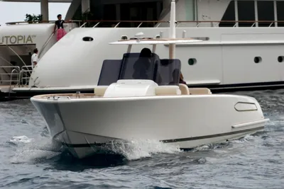 2009 Custom Axel Marine Milonga 35