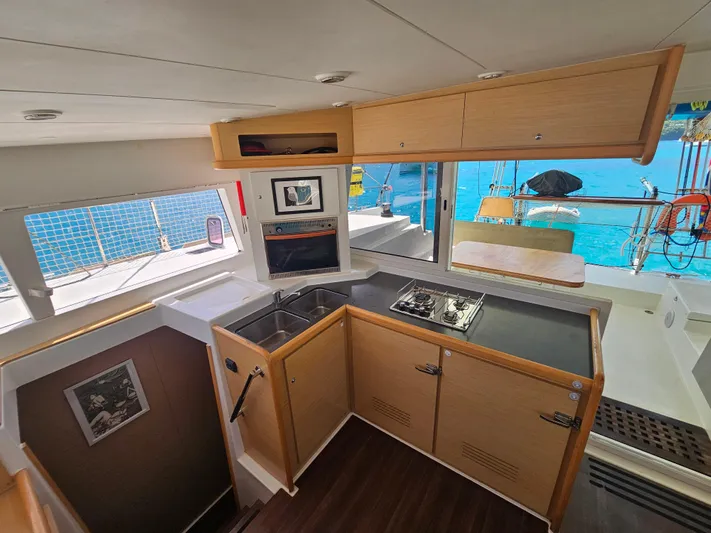 Good Stuff Yacht Photos Pics 