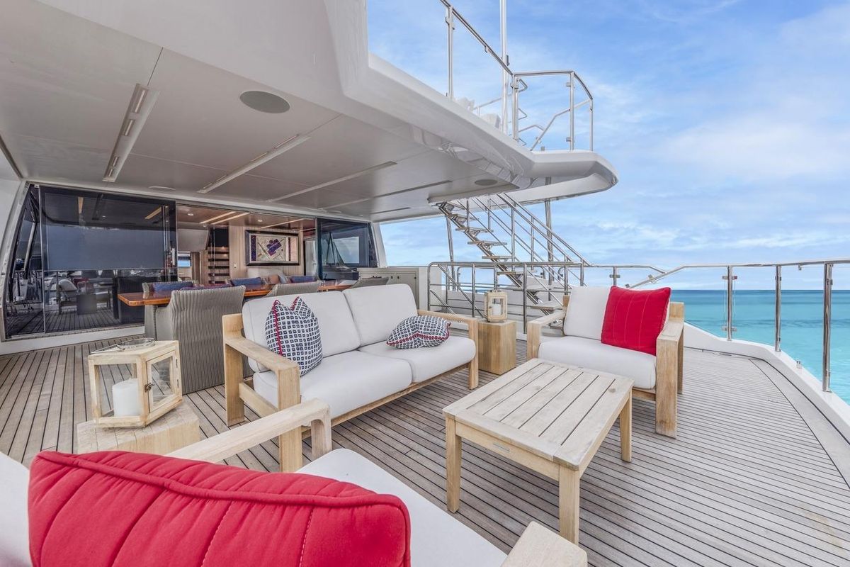 2015 Benetti 108 