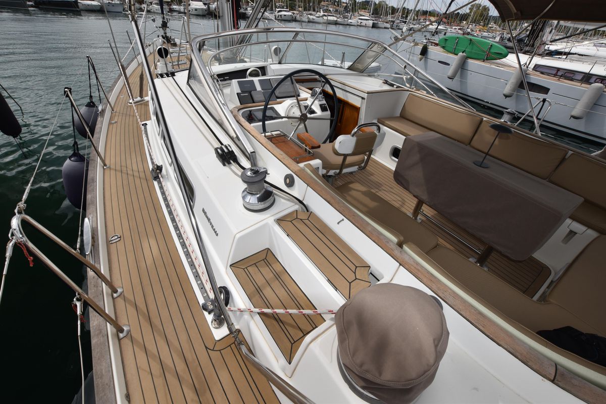 2004 Beneteau 56 