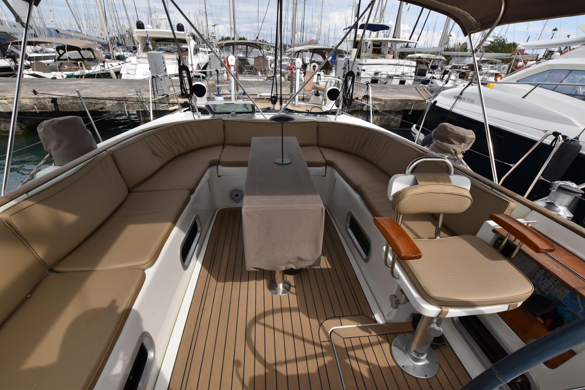 2004 Beneteau 56 