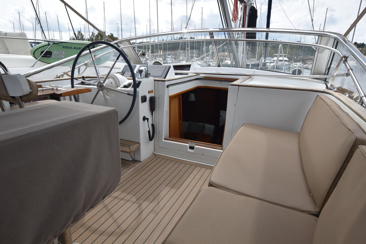 2004 Beneteau 56 