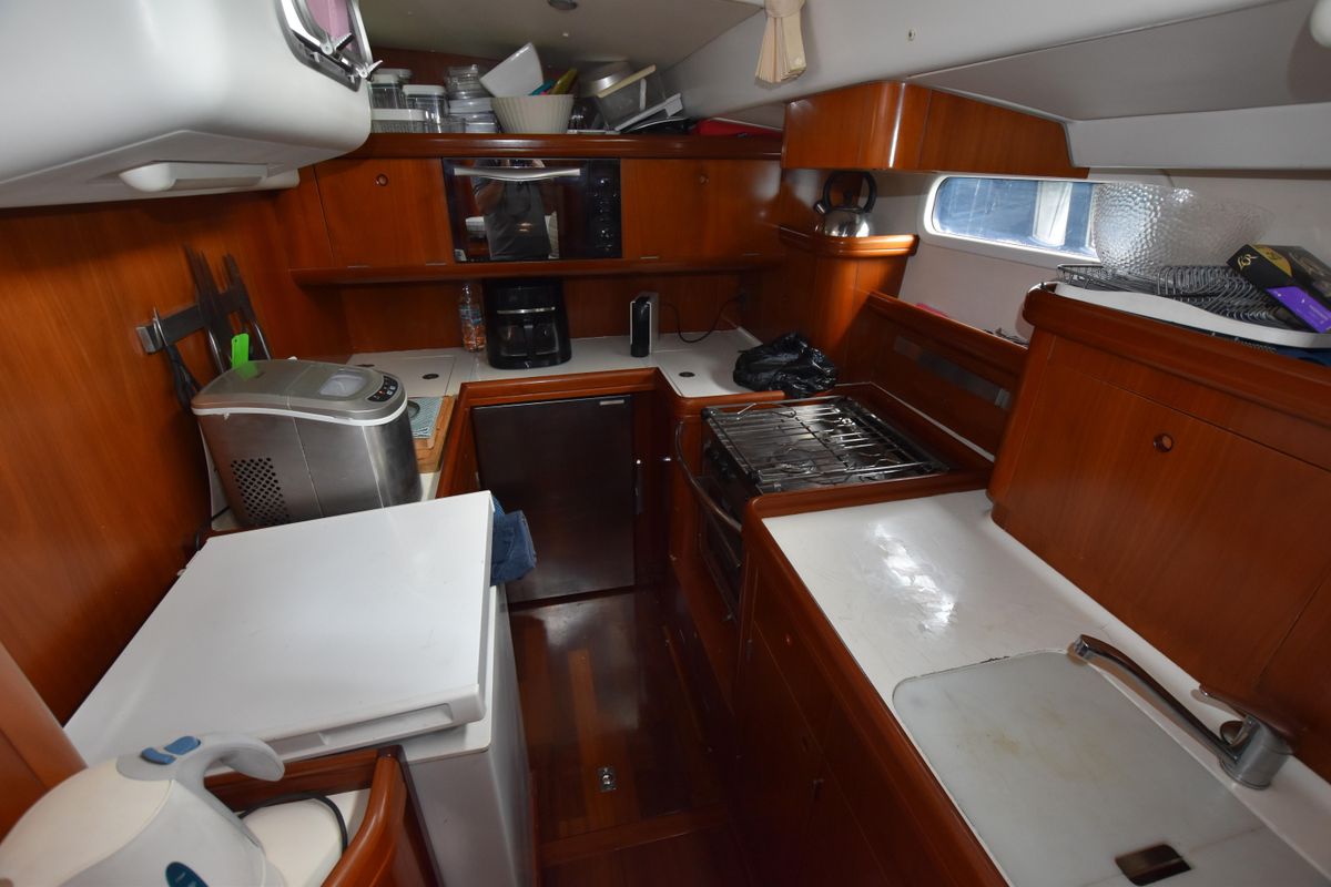 2004 Beneteau 56 