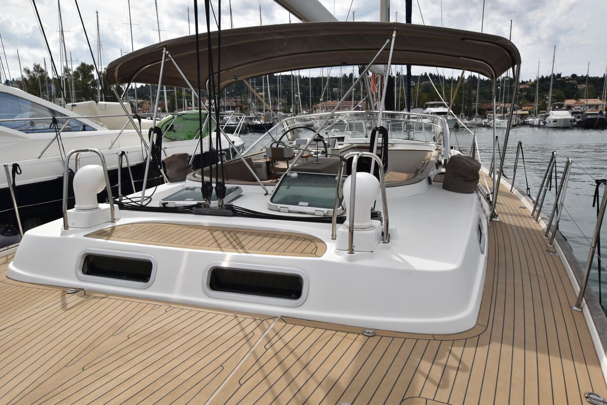 2004 Beneteau 56 