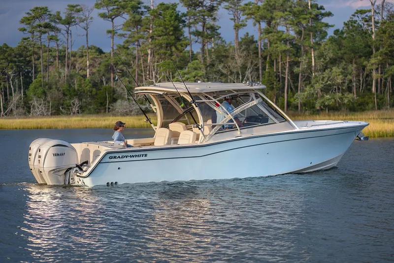  Yacht Photos Pics Manufacturer Provided Image