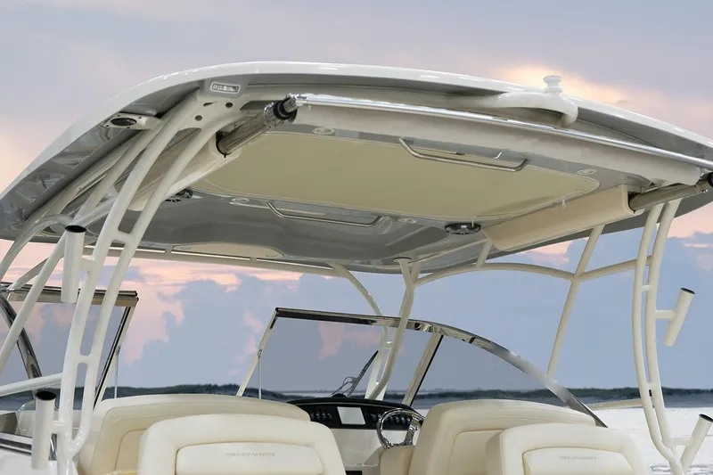  Yacht Photos Pics Manufacturer Provided Image