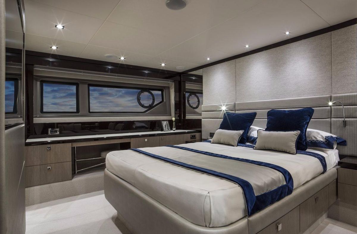 2018 Sunseeker 68 