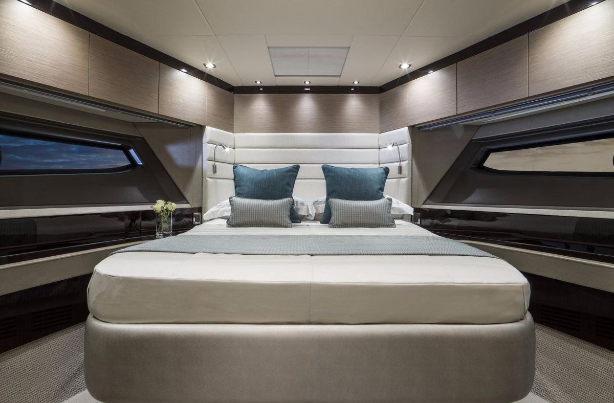 2018 Sunseeker 68 