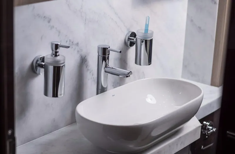  Yacht Photos Pics Manufacturer Provided Image: Sunseeker Manhattan 66 Heads