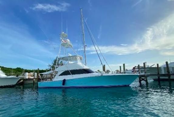 2005 Viking 52