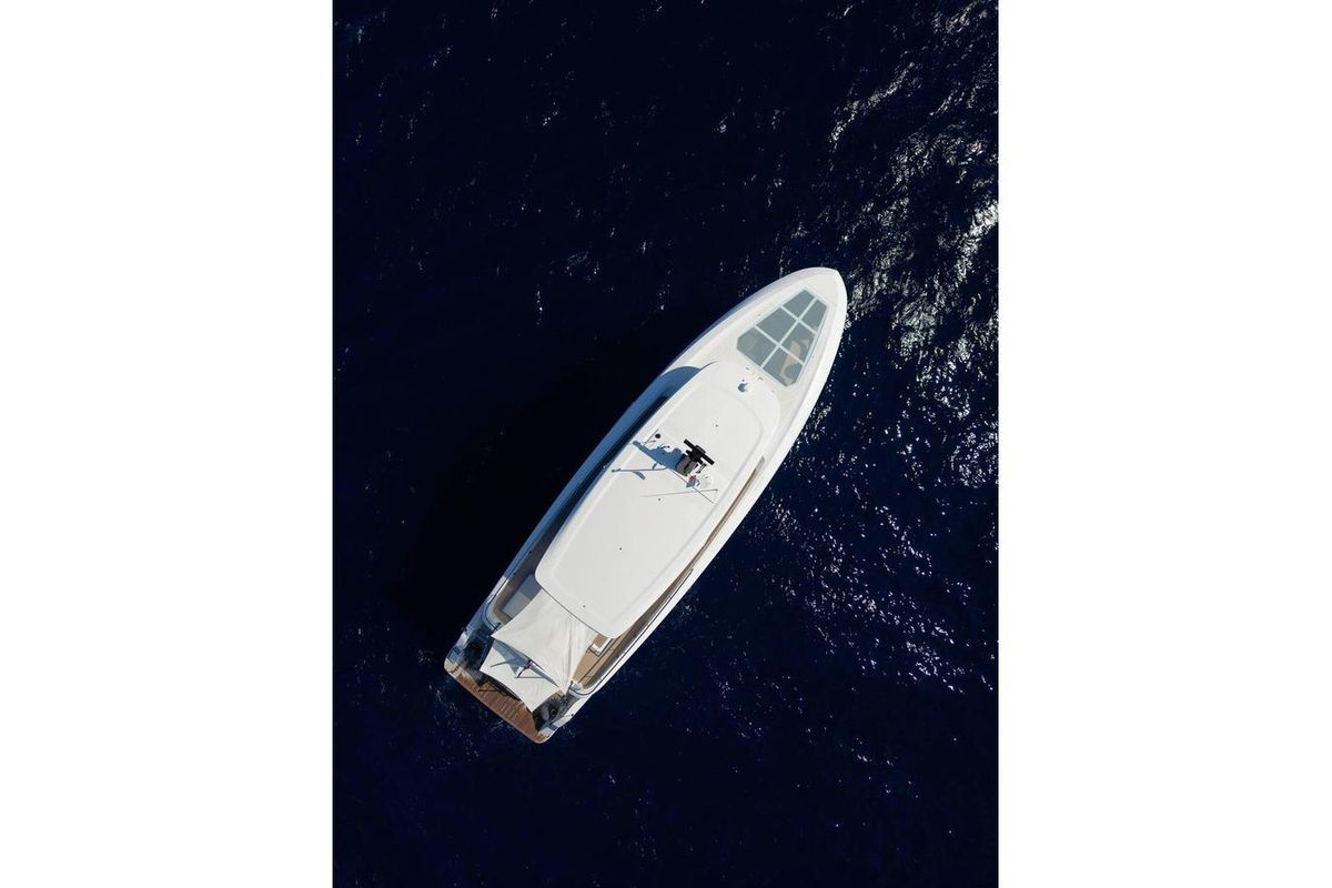 2025 Ferretti Yachts 87 
