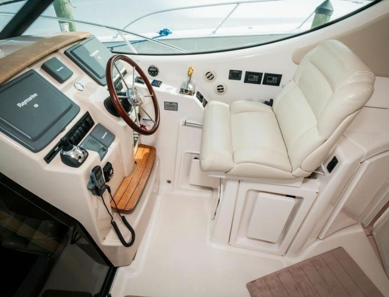 2008 Tiara Yachts 3900 Sovran