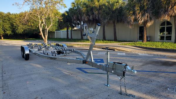 2026 LOAD RITE TRAILERS 28T9000102TG2 Tandem Torsion Axle