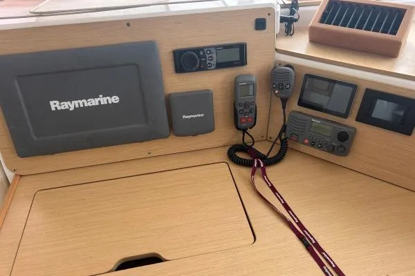 Halldis Yacht Photos Pics Control panel of 2011 Lagoon 400 catamaran with Raymarine navigation equipment.