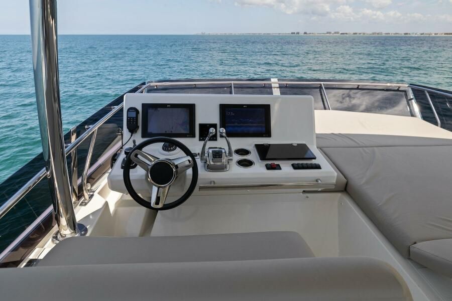 2022 Prestige 59 
