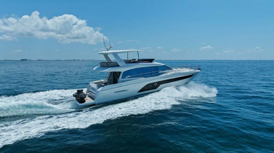 2022 Prestige 59 