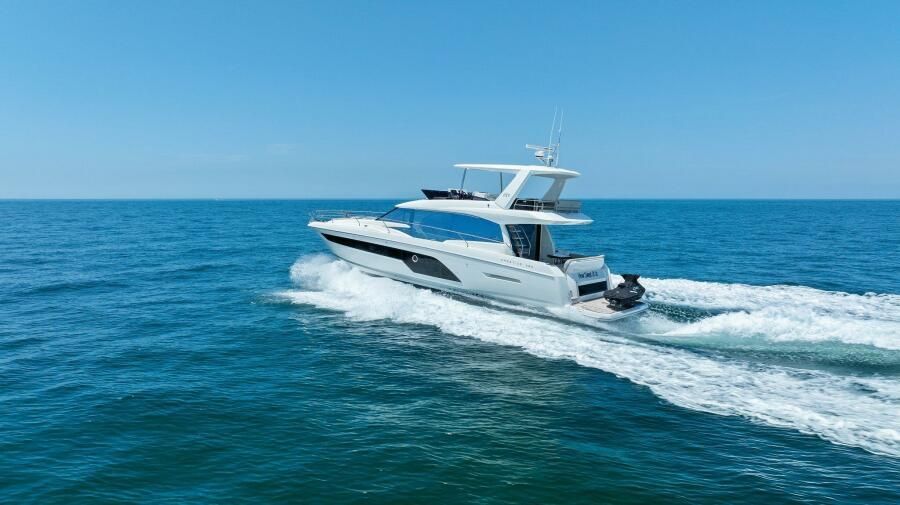2022 Prestige 59 