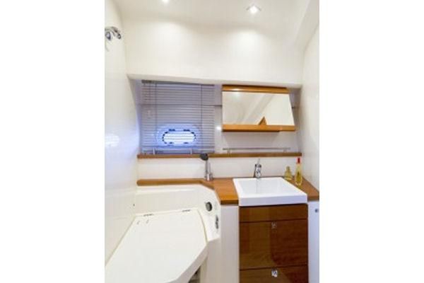 2012 Prestige 44 