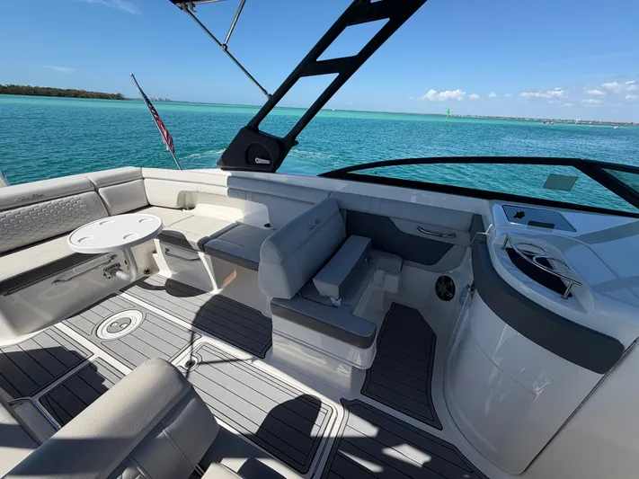  Yacht Photos Pics Interior of 2021 Sea Ray SDX 290 Outboard on open water.