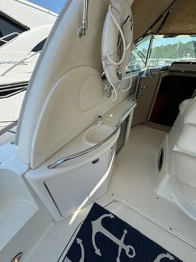Brokerage-f8467 Yacht Photos Pics 