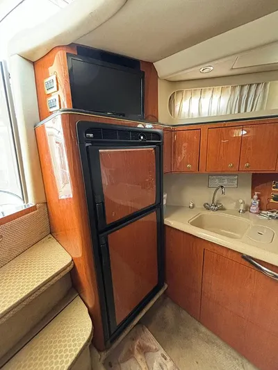 Brokerage-f8467 Yacht Photos Pics 