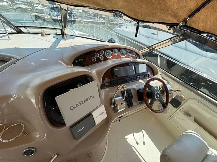 Brokerage-f8467 Yacht Photos Pics 