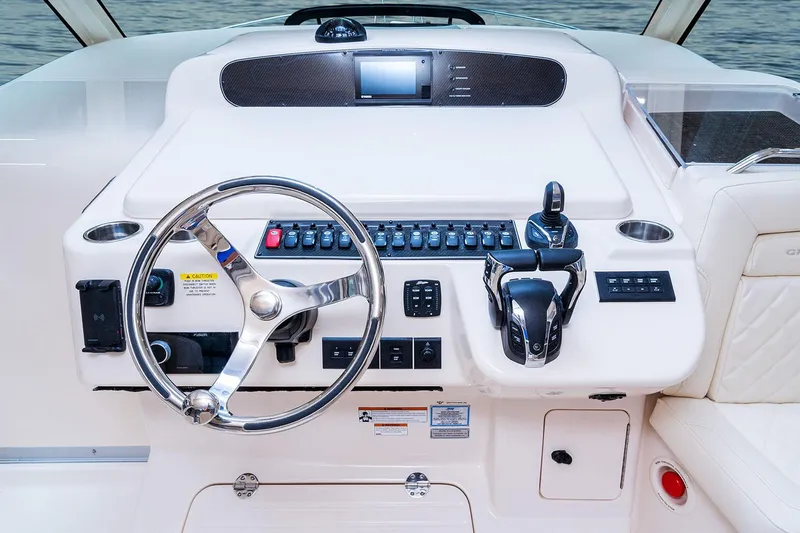  Yacht Photos Pics Manufacturer Provided Image