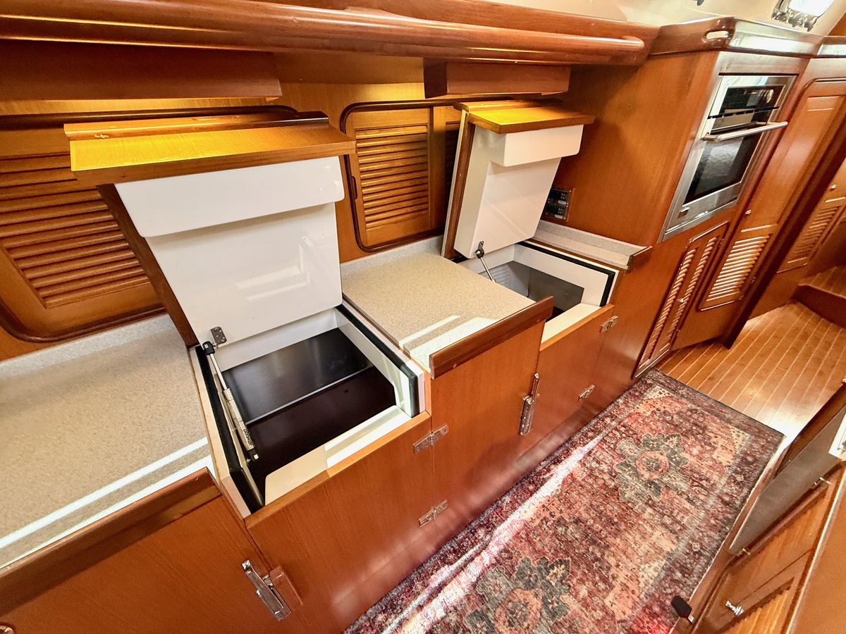 2006 Passport 51 