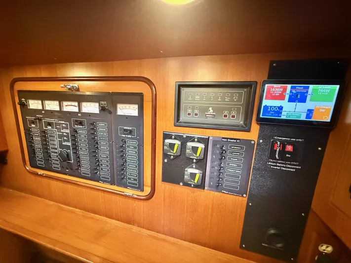 Bluepearl Yacht Photos Pics 