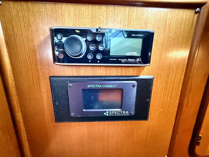 Bluepearl Yacht Photos Pics 