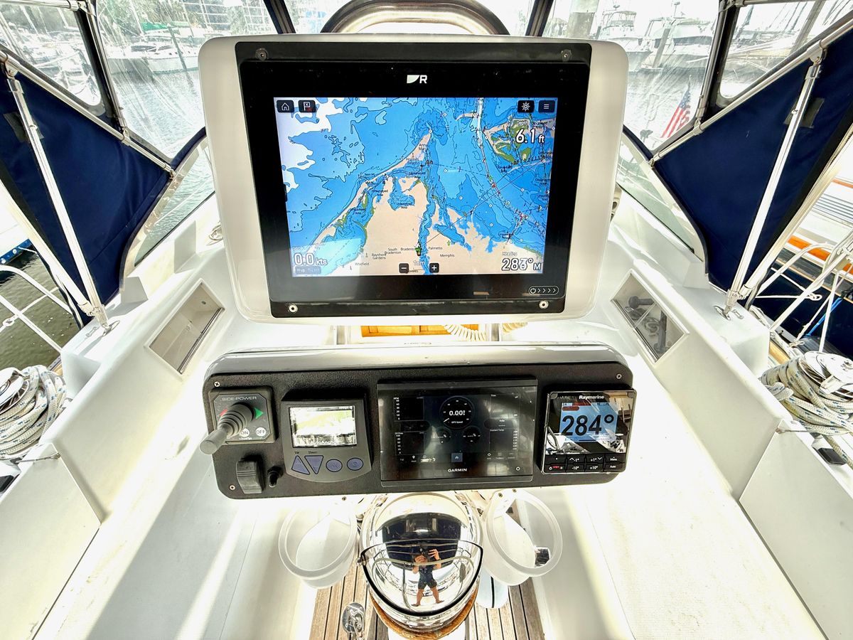 2006 Passport 51 