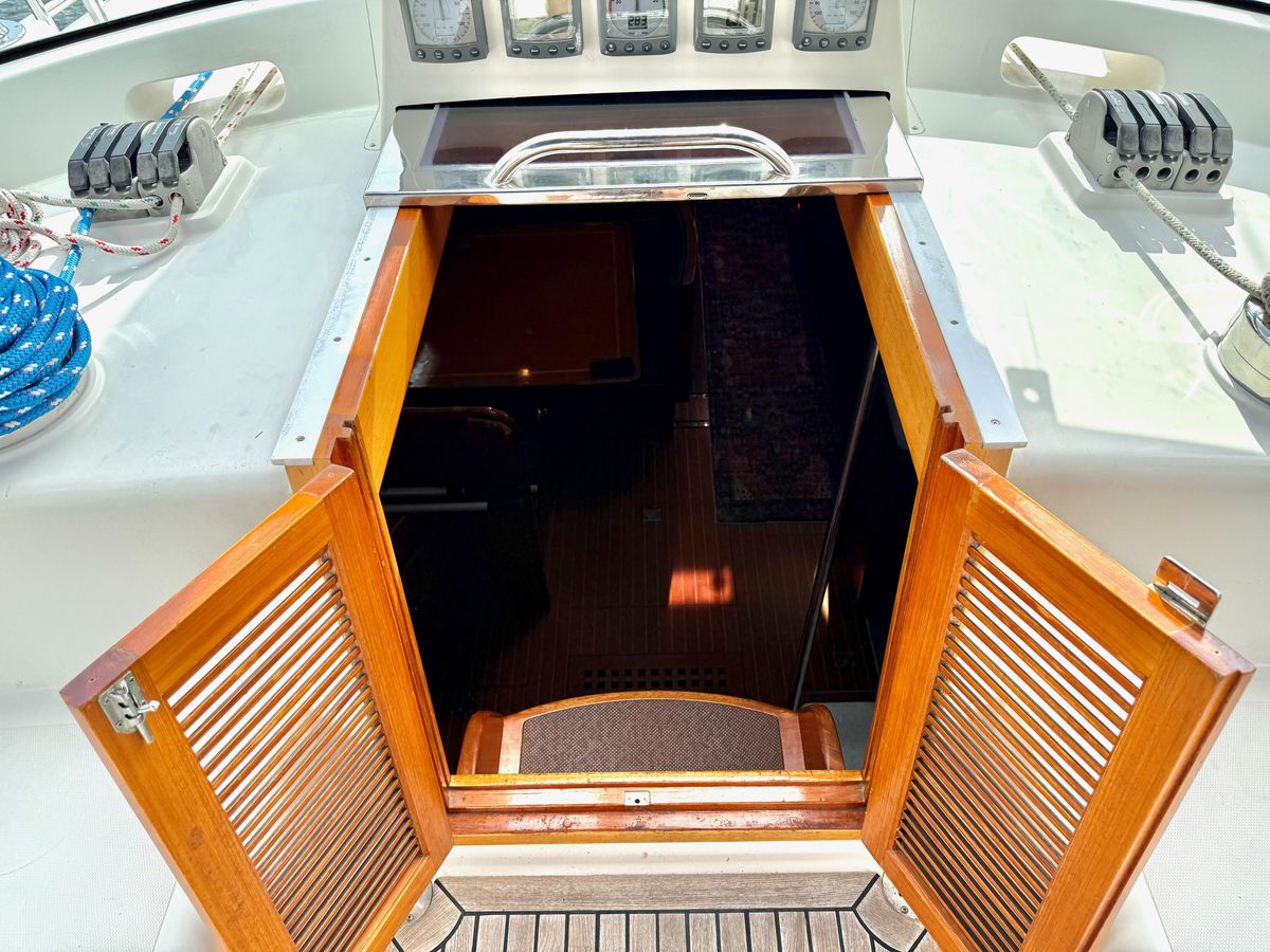 2006 Passport 51 