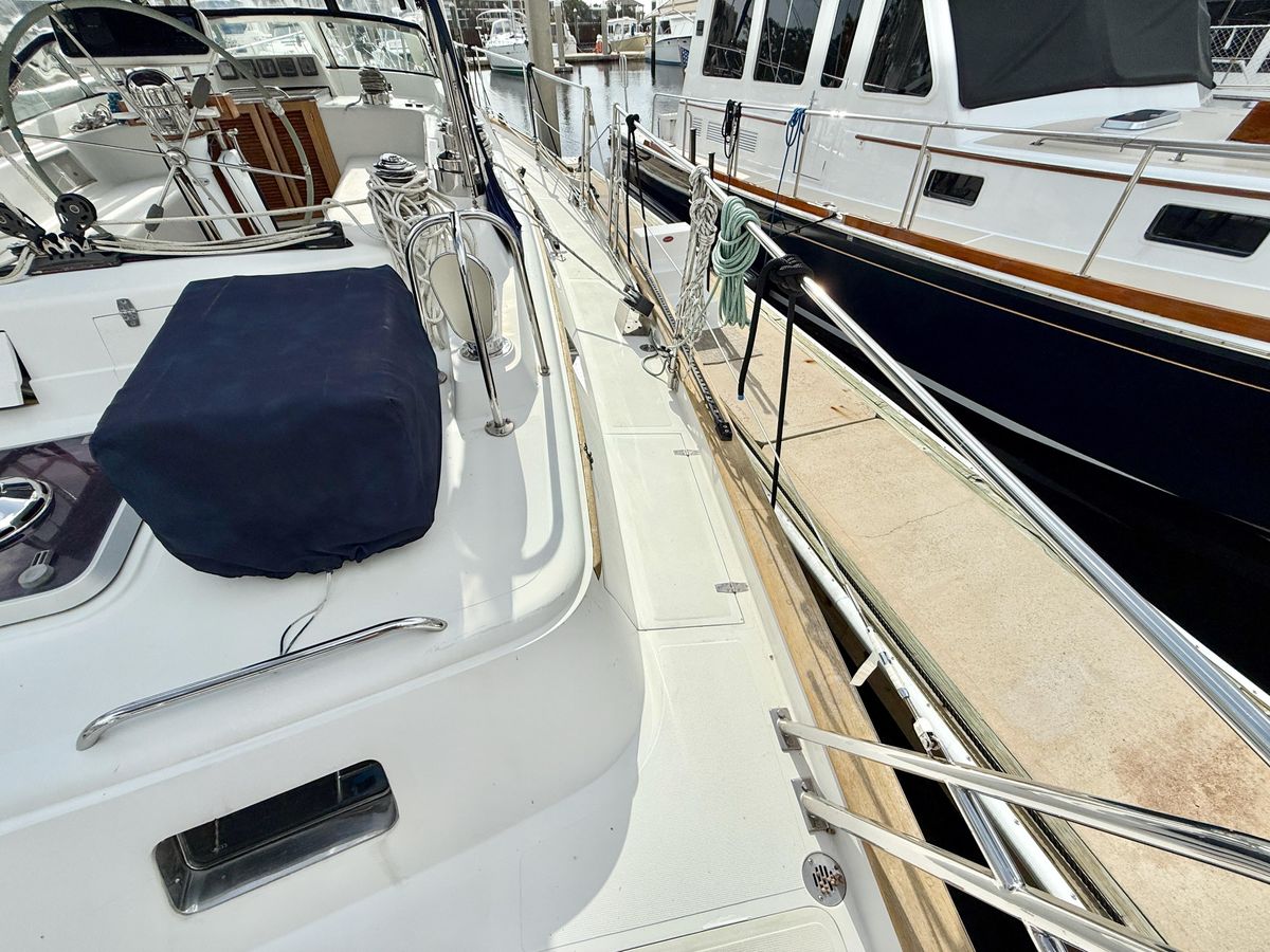 2006 Passport 51 