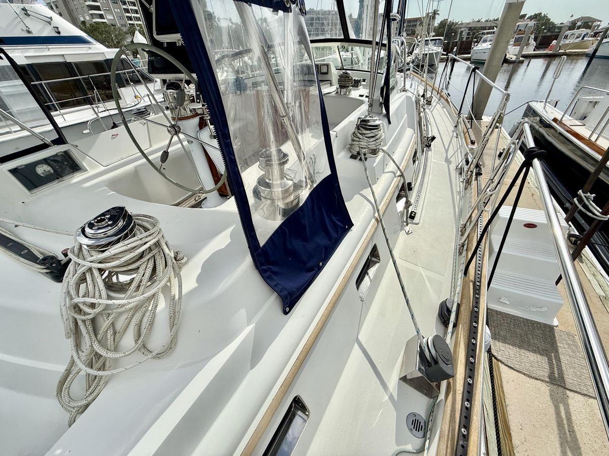 2006 Passport 51 