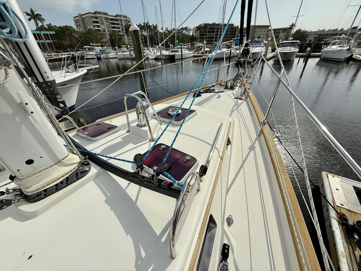 2006 Passport 51 