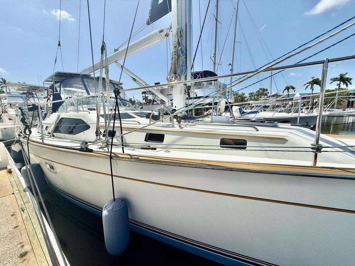 2006 Passport 51 