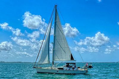 Yacht