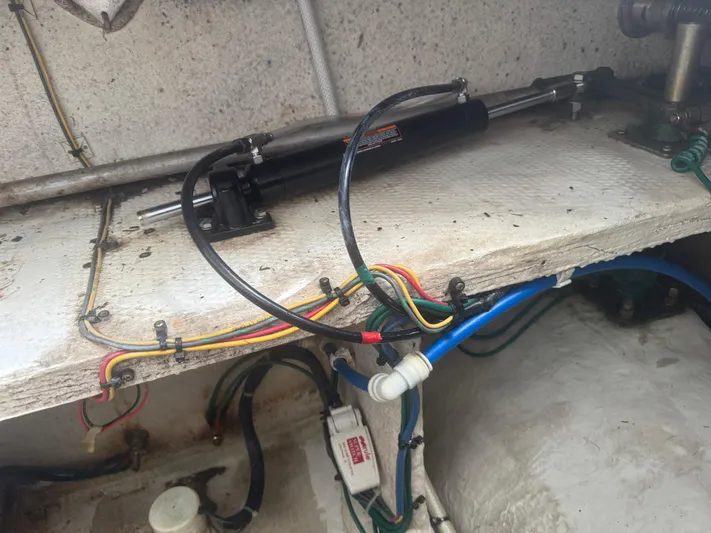 Nice N' Easy Yacht Photos Pics 