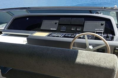 Yacht