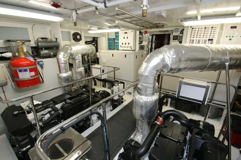 Quit Sun Yacht Photos Pics Engine room of 2015 Hargrave 76 yacht, featuring advanced machinery and equipment.