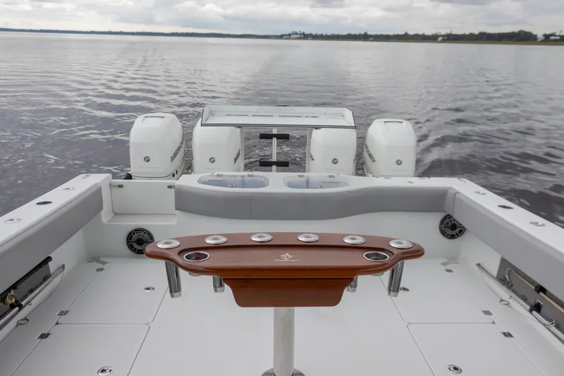  Yacht Photos Pics Freeman 42LR 2020 boat with dual engines on calm water.